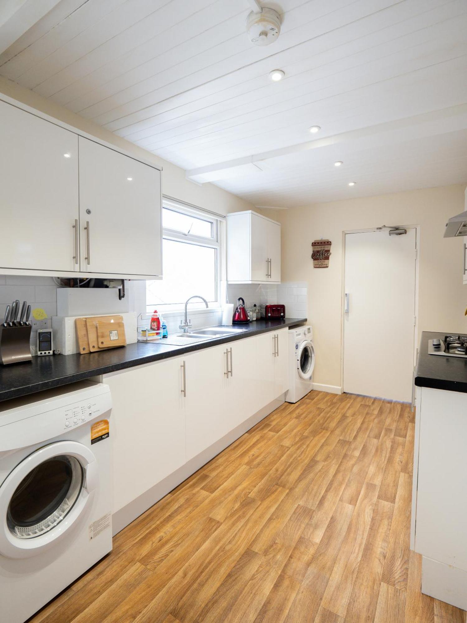 4 Bed Rooms 5 Double Beds Holidays House Near Train Station Plymouth Buitenkant foto